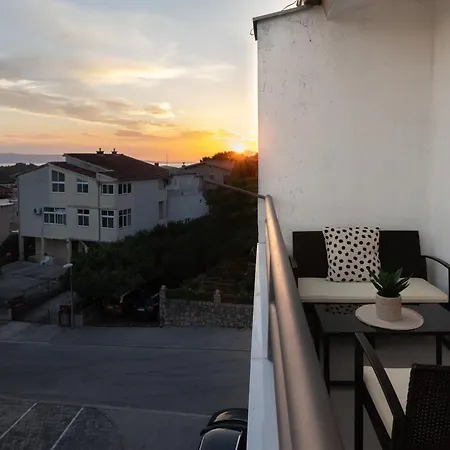 Prestige Apartment Makarska